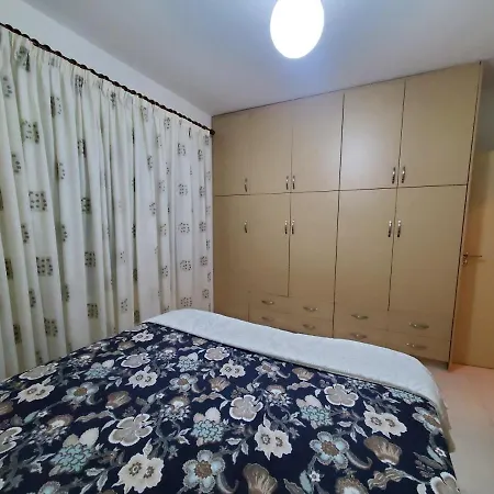 Apartment Andra