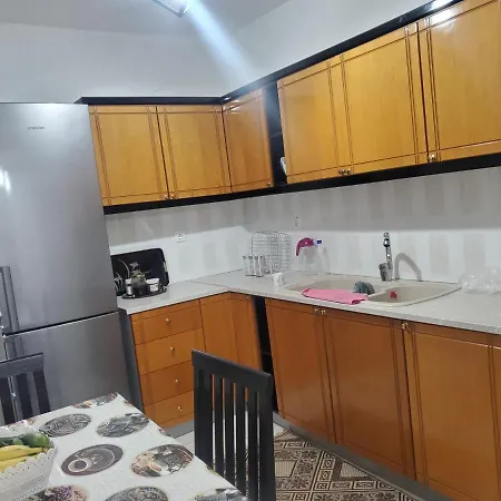Apartment Andra